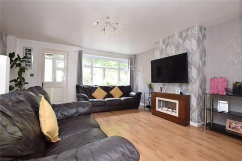 62 Shepherds Close, Romford, RM6 5AH