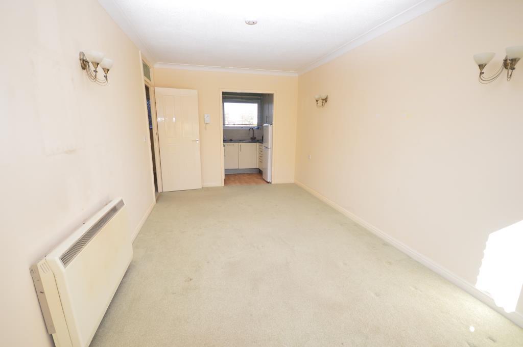 Parish Court, Emsworth Road, Lymington, Hampshire, SO41 9BS 1 bed