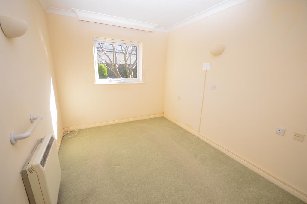 Parish Court, Emsworth Road, Lymington, Hampshire, SO41 9BS 1 bed