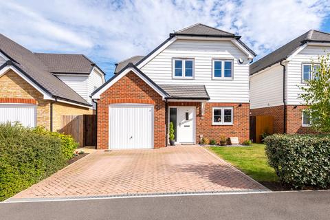 14 Deane Close, Sittingbourne, ME10 3ES