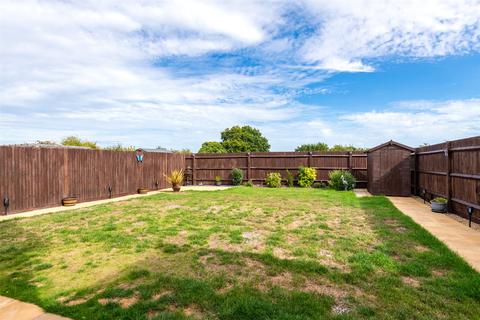 14 Deane Close, Sittingbourne, ME10 3ES