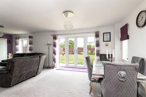 14 Deane Close, Sittingbourne, ME10 3ES