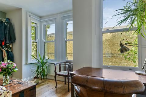 10 Wrexham Road, London, E3 2TJ