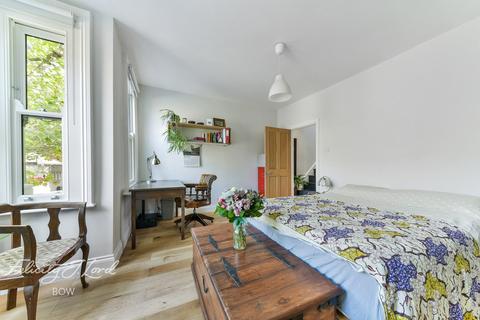 10 Wrexham Road, London, E3 2TJ