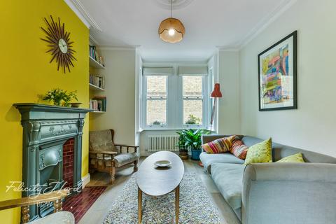 10 Wrexham Road, London, E3 2TJ