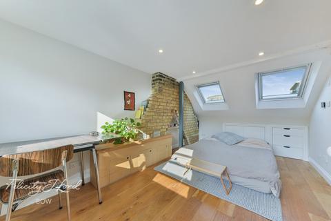 10 Wrexham Road, London, E3 2TJ