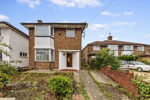 3 The Heights, London, SE7 8JH
