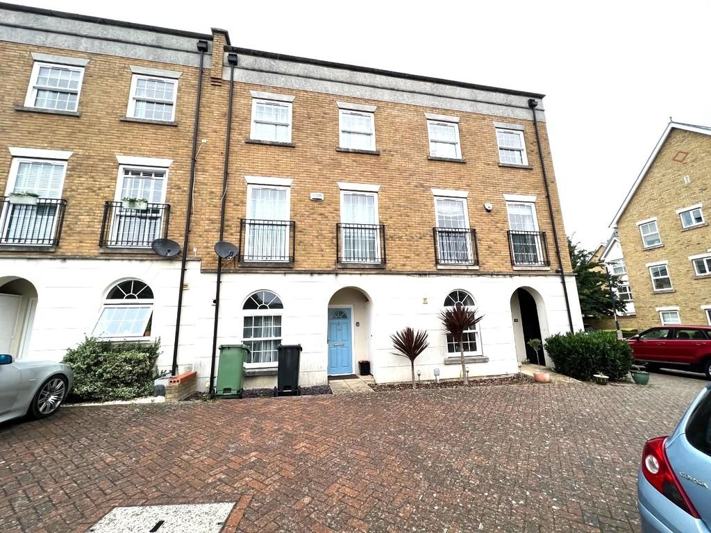 Tarragon Road, Maidstone 4 bed terraced house £1,650 pcm (£381 pw)