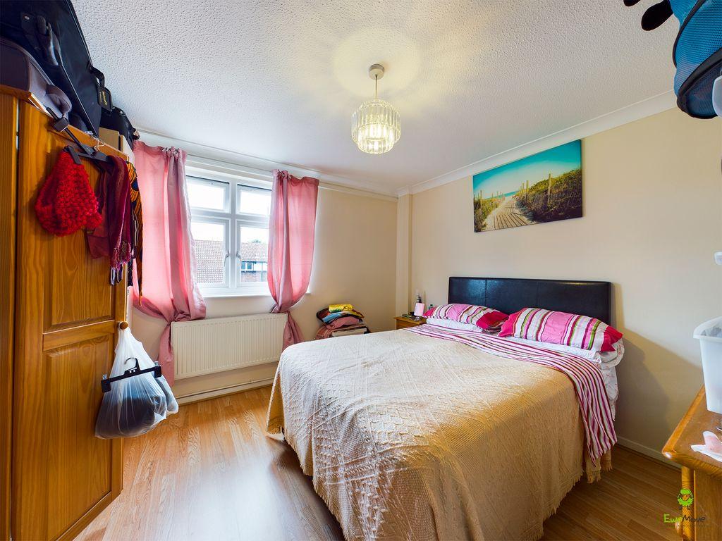 Bedroom 2 (Double)