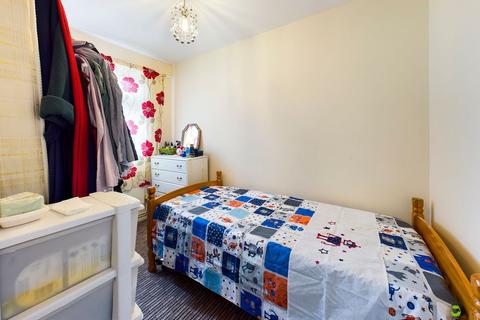 24 Blyth Road, London, SE28 8LG