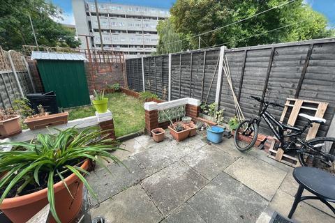 24 Blyth Road, London, SE28 8LG