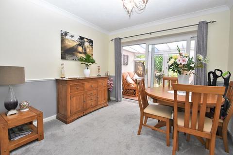 27 Juniper Drive, Chelmsford, CM2 9HL