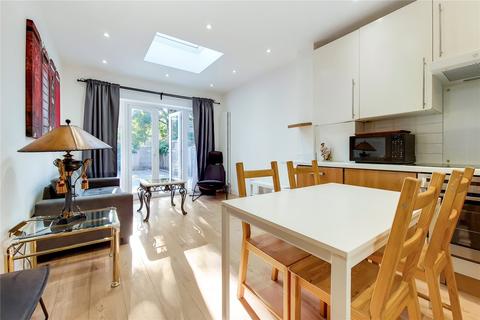 3 bedroom flat to rent, Larch Road, Cricklewood, London