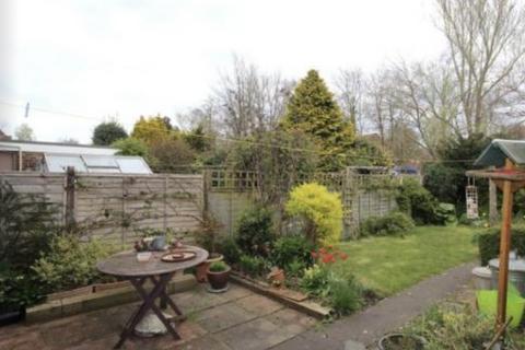 3 bedroom semi-detached house to rent, Christchurch Road, Ringwood BH24