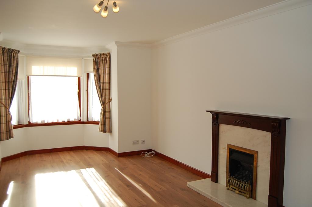 Macaulay Park, West End, Aberdeen, AB15 4 bed detached house £1,890