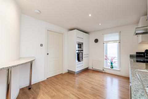 2 bedroom flat to rent, Dempsey Court, West End, Aberdeen, AB15