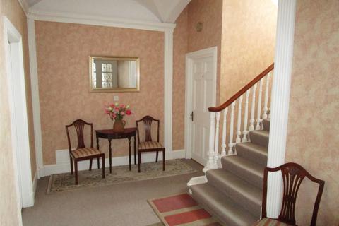 2 bedroom flat to rent, Queens Road, West End, Aberdeen, AB15