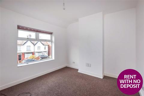 3 bedroom semi-detached house to rent, Worsley Road, Eccles, Manchester, M30