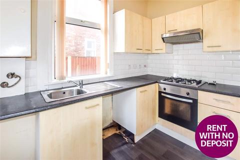 3 bedroom semi-detached house to rent, Worsley Road, Eccles, Manchester, M30