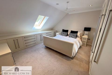 undefined, Park Lane, Poynton