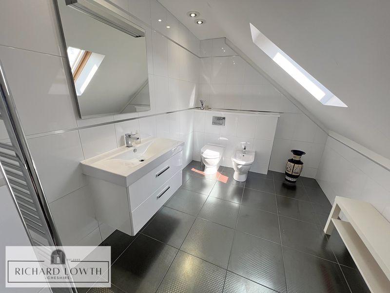 Shower Room/WC