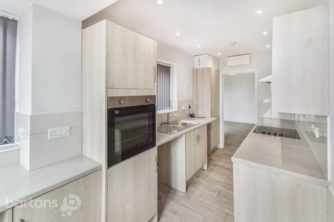 3 bedroom terraced house to rent, St. Johns Road, Laughton en le Morthen