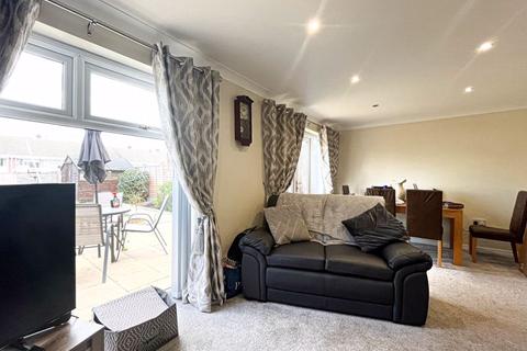 24 Anson Close, Walsall, WS6 6JJ