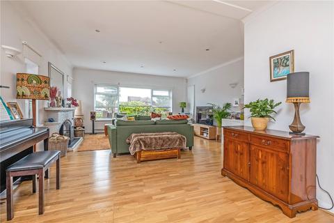 148 Alinora Crescent, Goring By Sea, Worthing, BN12 4HL