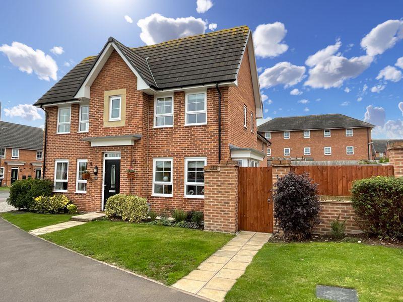 Honeysuckle Drive, Edleston... 3 bed detached house £295,000