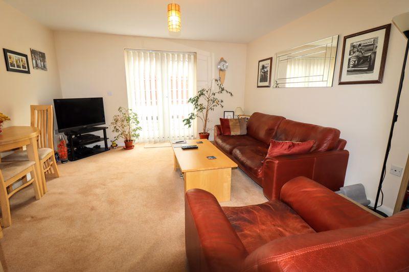 Wraxall Way, Ashland, Milton Keynes 3 bed end of terrace house £340,000