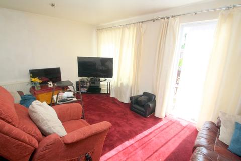 8 Park Road, Feltham, TW13 6PW