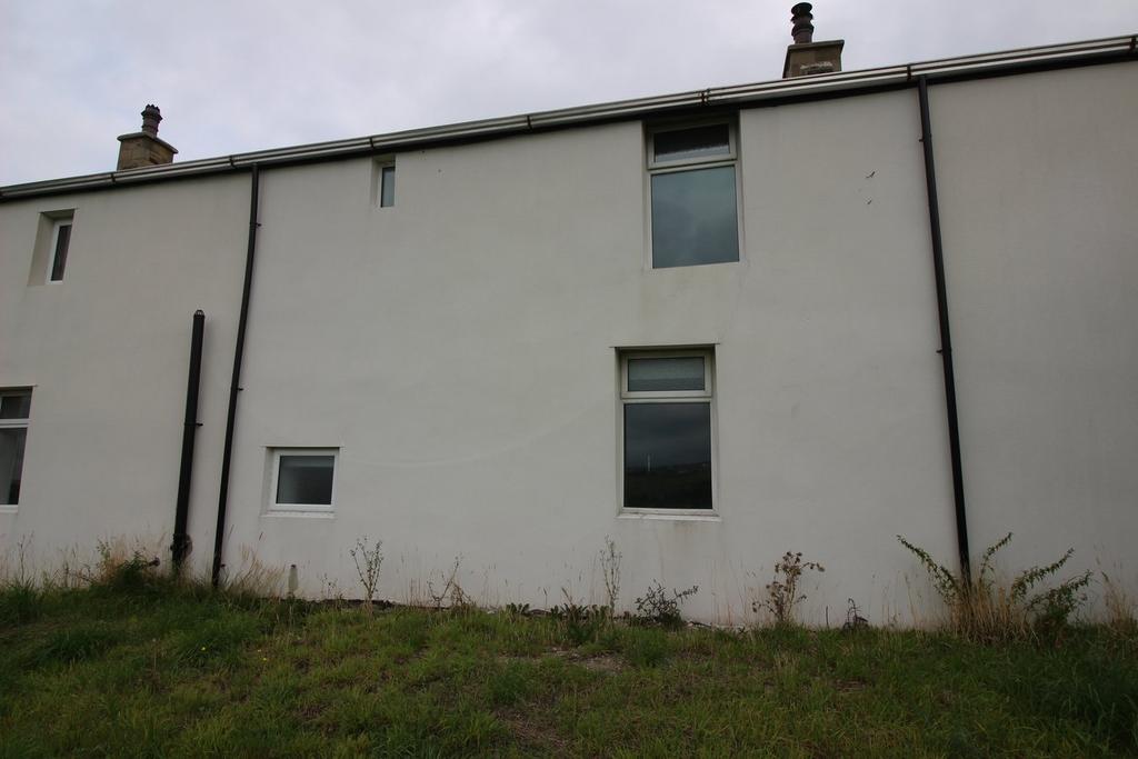 Pothouse Lane, Oswaldtwistle... 2 bed farm house to rent £750 pcm (£
