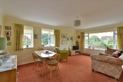 2 bedroom flat for sale, Collington Lane West, Bexhill-on-Sea, TN39