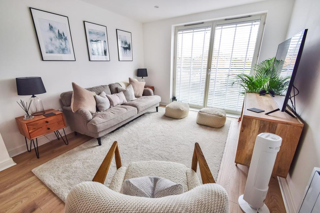 Watersmeet, St Marys Island, Chatham... 1 bed apartment £200,000