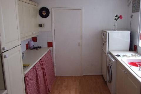 1 bedroom ground floor flat to rent, Upper Wickham Lane, Welling, DA16