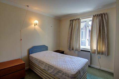 1 bedroom retirement property for sale - Portland Road, East Grinstead, RH19