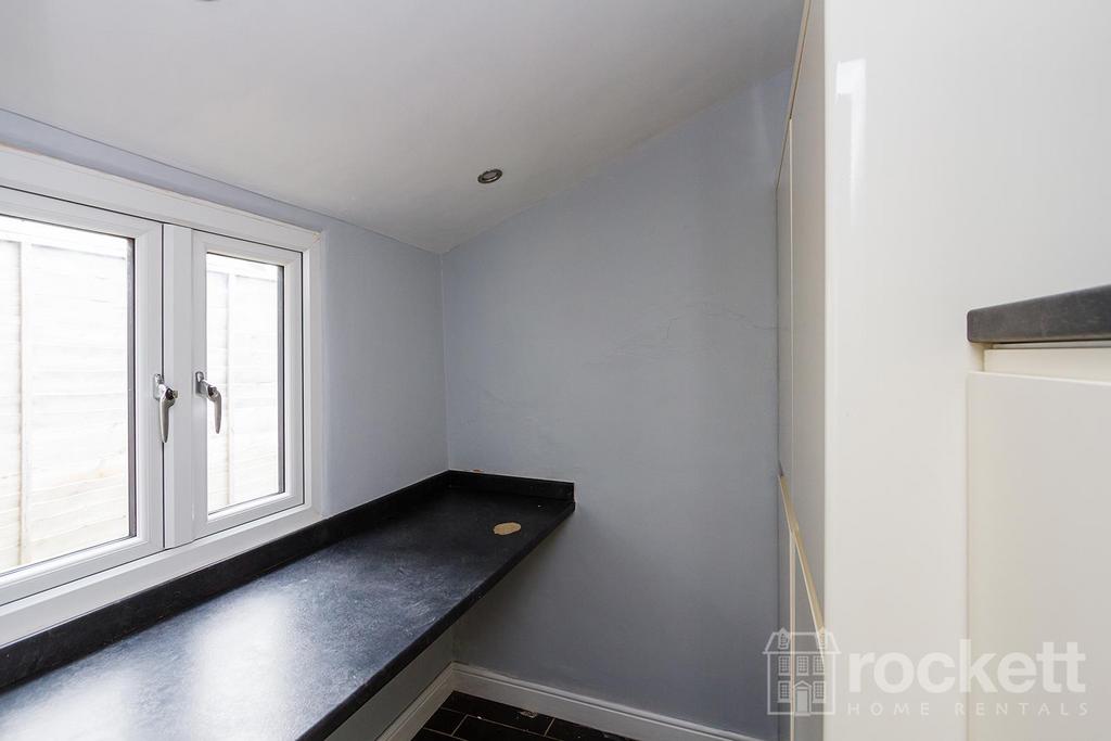 43 Oxford Rd gwi 2441