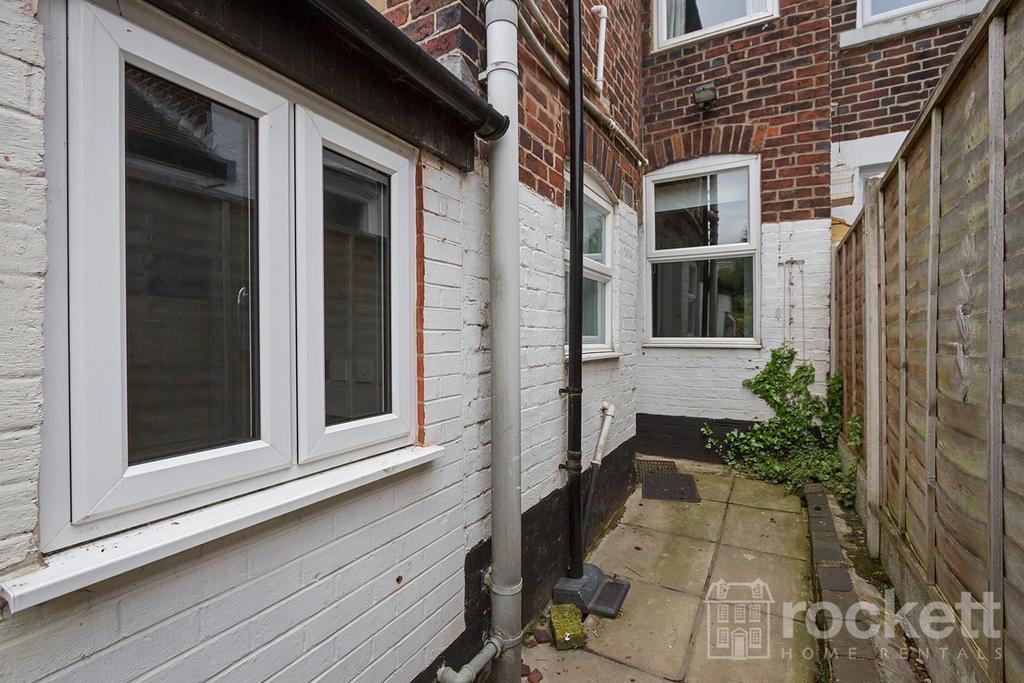 43 Oxford Rd gwi 2450