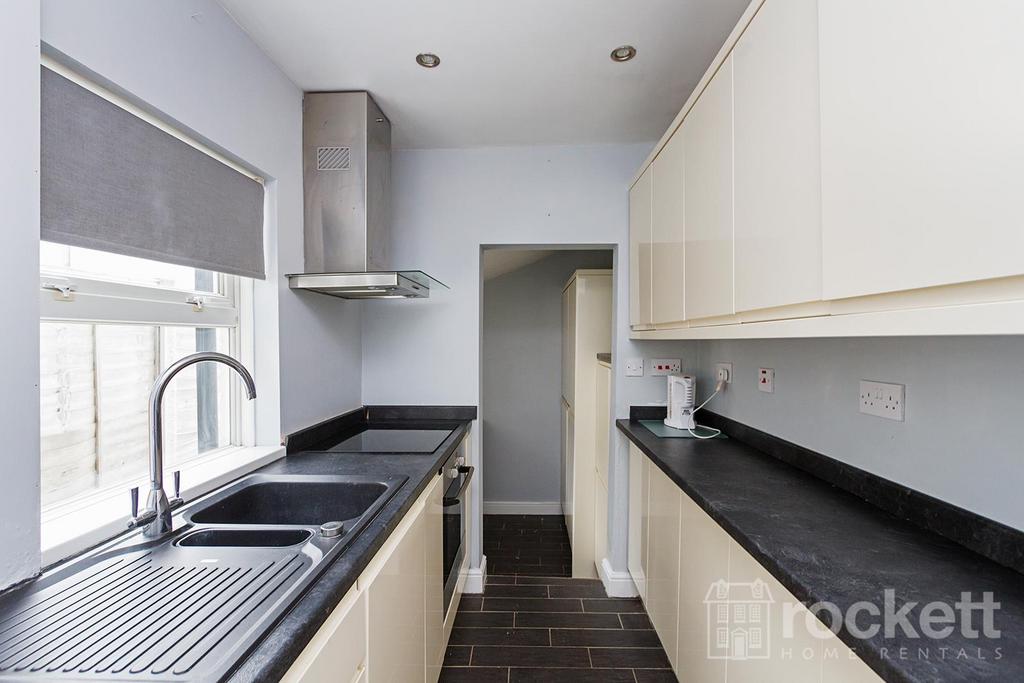43 Oxford Rd gwi 2440