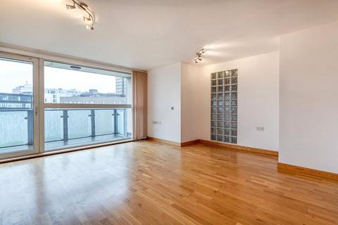 3 bedroom apartment to rent, Ingram Street, Merchant City