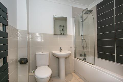 1 bedroom flat to rent, Snowdon road, Westbourne