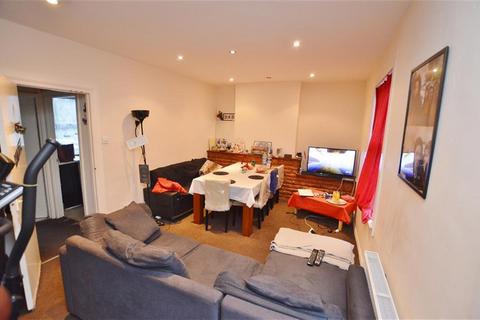 2 bedroom flat for sale, First Avenue, Manor Park, London, E12 6AN