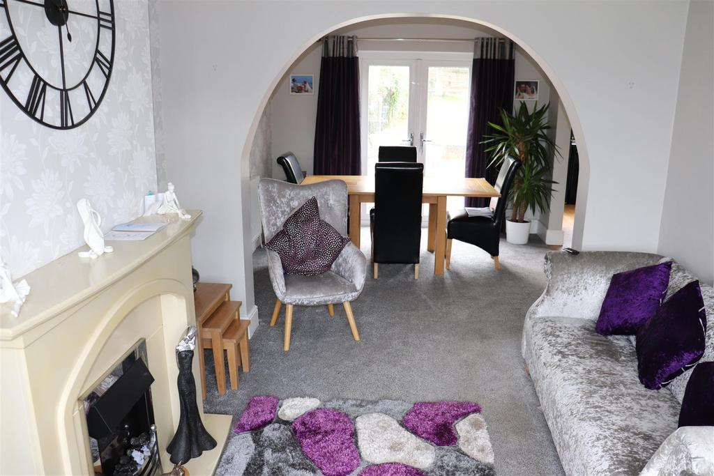 Barns Lane, Rushall 3 bed semidetached house for sale £249,950