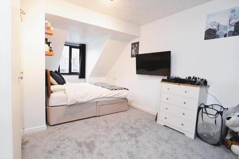 18 Campbell Close, Buntingford, SG9 9BY