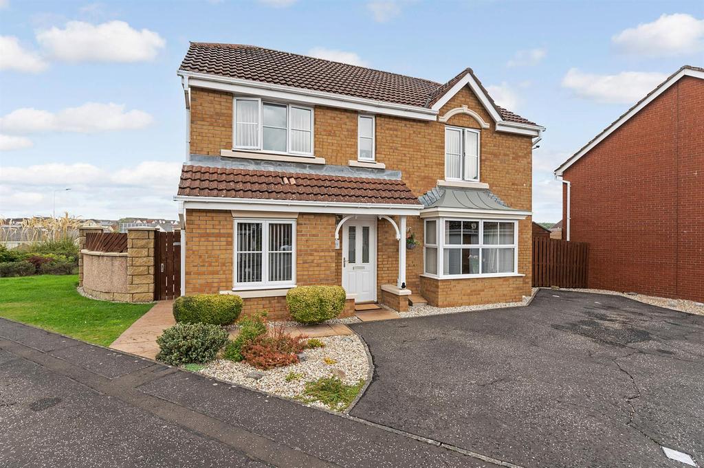 24 Way, Dunfermline, KY11 8GZ 5 bed detached house £350,000