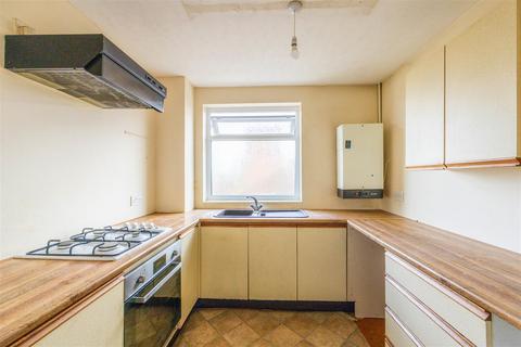 1 bedroom apartment for sale, London Road, Leigh-On-Sea