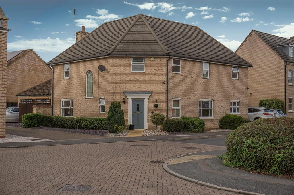 Driffield Way, Peterborough 4 bed detached house for sale £430,000