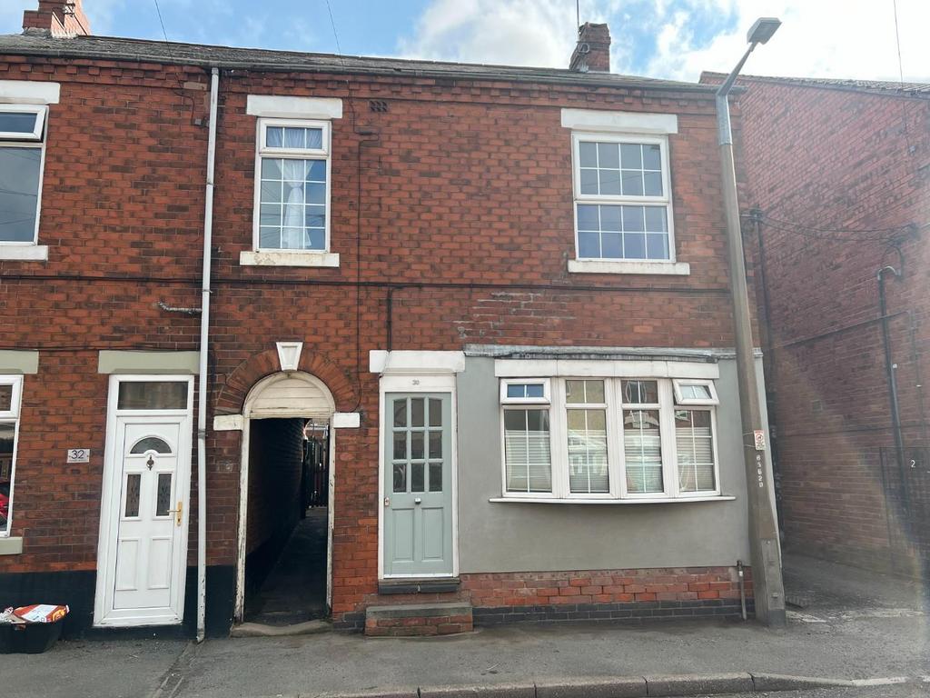 Station Road, Pilsley, Chesterfield, S45 8BA 3 bed semidetached house
