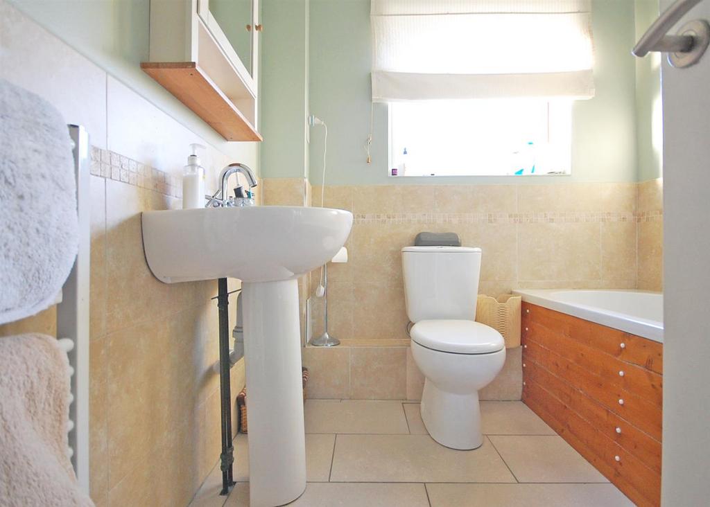 Bathroom.jpg