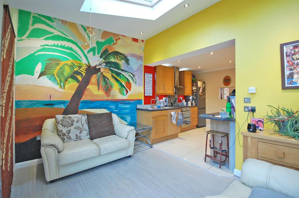 Family Room.jpg